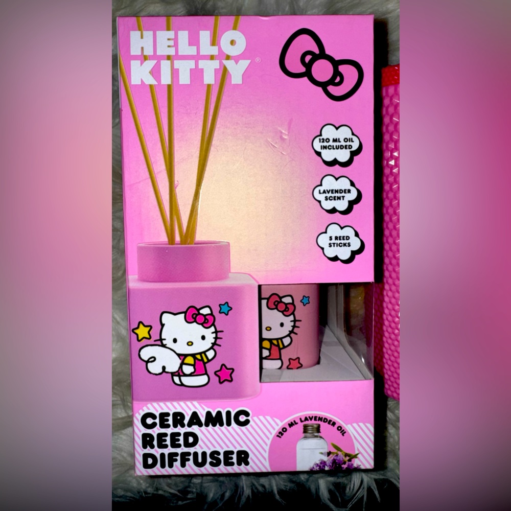 Hello kitty diffuser